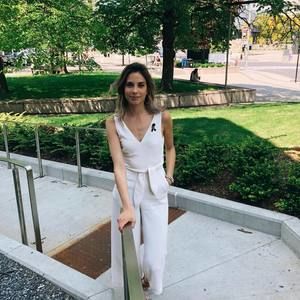 Meet your Posher, Elena